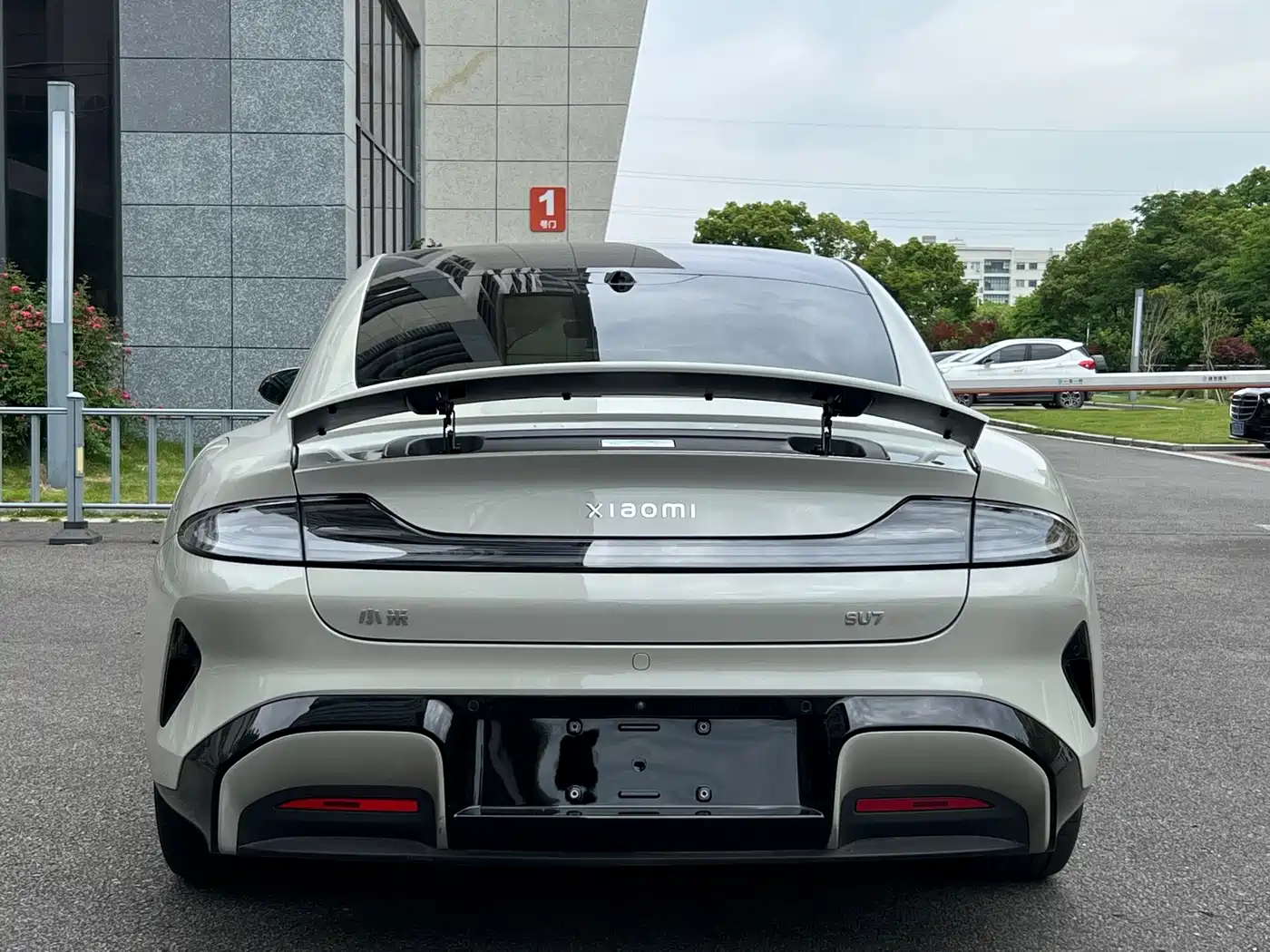 Xiaomi Auto Xiaomi SU7 2024 RWD Ultra Long Range Advanced Smart Driving Pro Edition фото 11