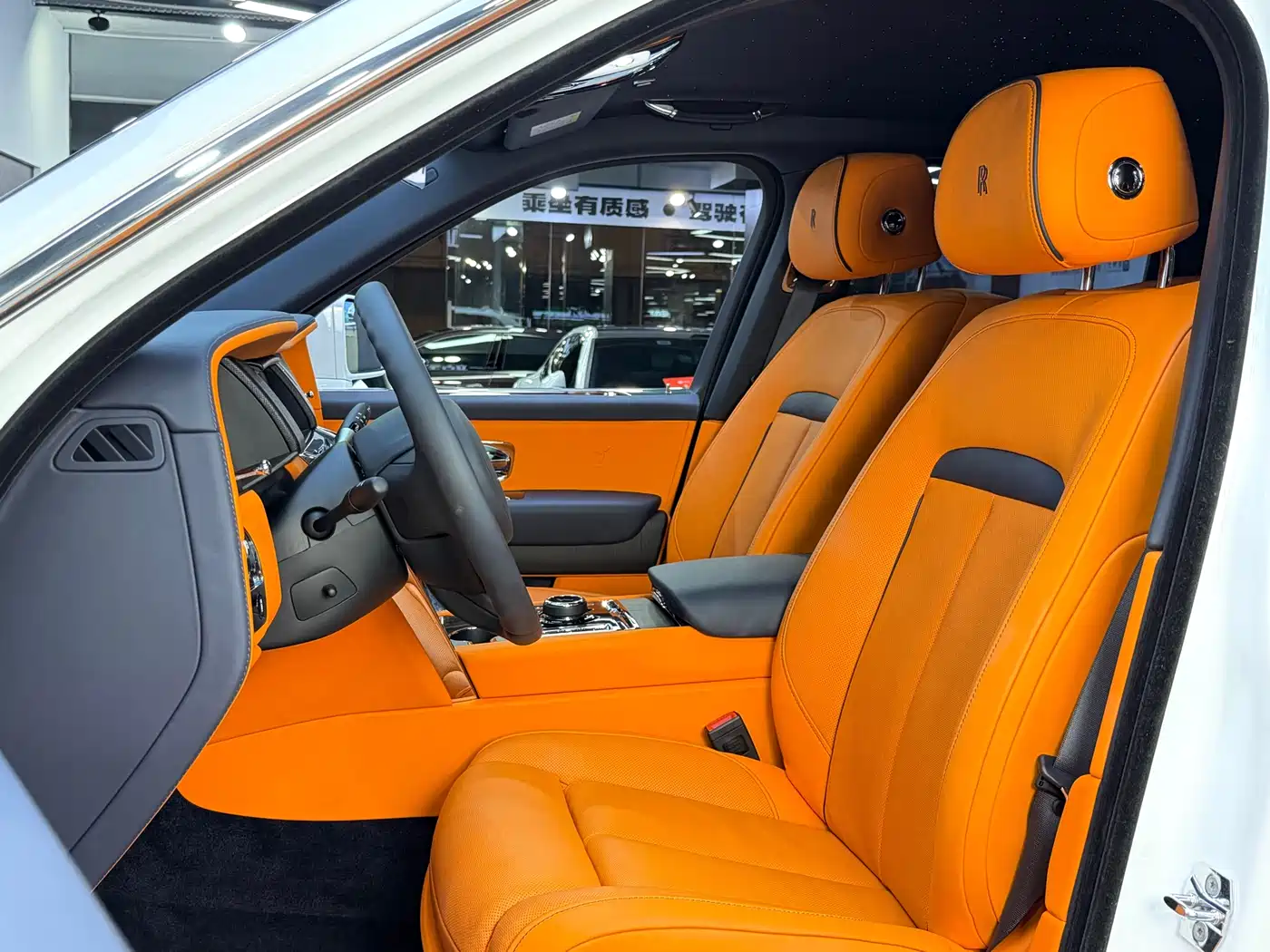 ROLLS-ROYCE CULLINAN