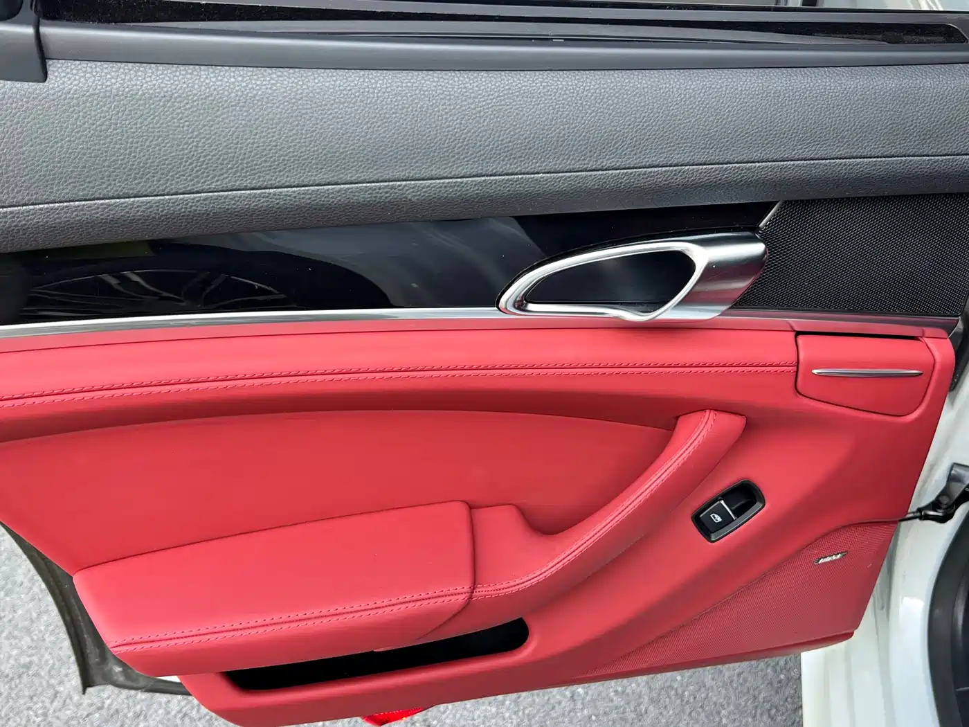 Porsche Panamera 2016 Panamera 4 Edition 3.0T фото 13