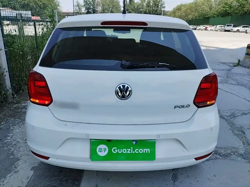 Volkswagen Polo 2014 1.4L Automatic Comfort Edition фото 6