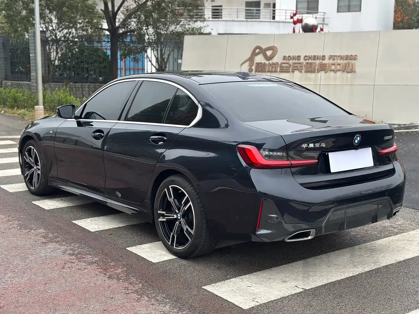 BMW 3 Series 2024 325i M Sport Package фото 6