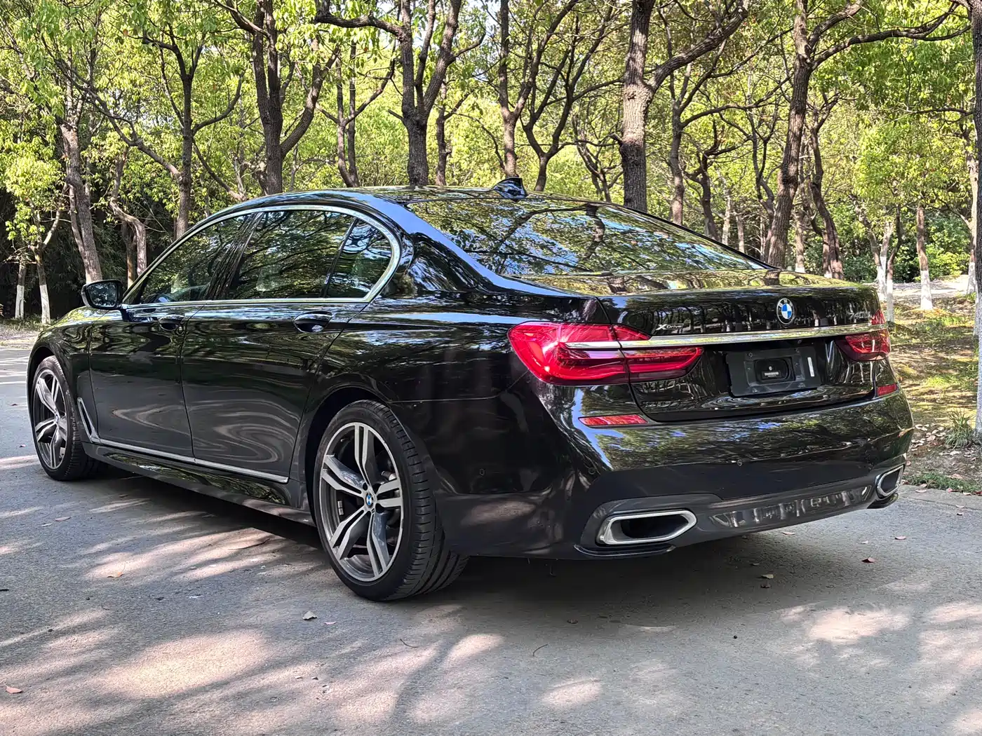 BMW 7 Series 2018 740Li xDrive Premium Type M Sport Package фото 9