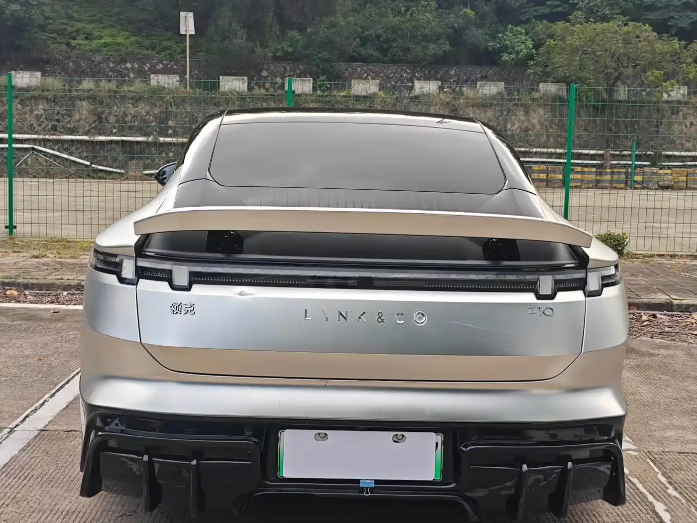 Lynk & Co Z10 2025 95kWh 766km RWD Max фото 7