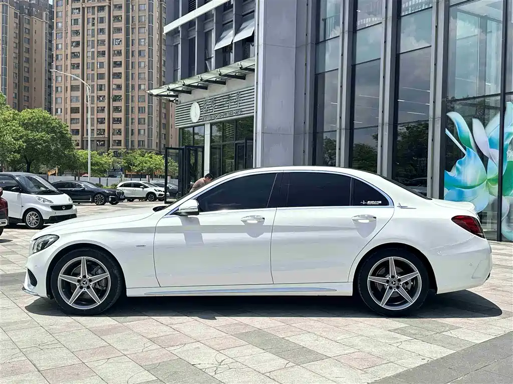 Mercedes-Benz C-Class 2018 C 200 L Sport Achievement Special Edition фото 3
