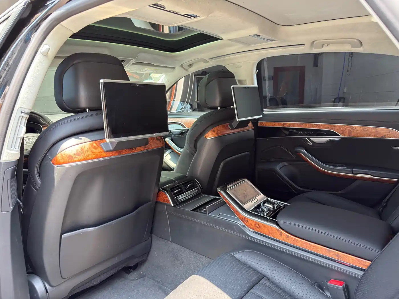 Audi A8 2019 Plus A8L 55 TFSI quattro Luxury фото 12