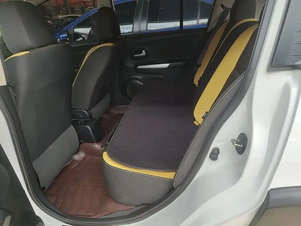 Venucia R50X 2014 2013 1.6L Automatic