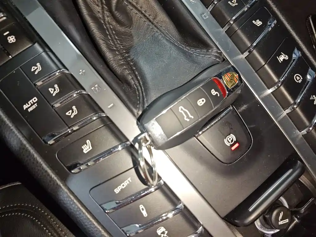 Porsche Macan 2018 Macan 2.0T фото 17
