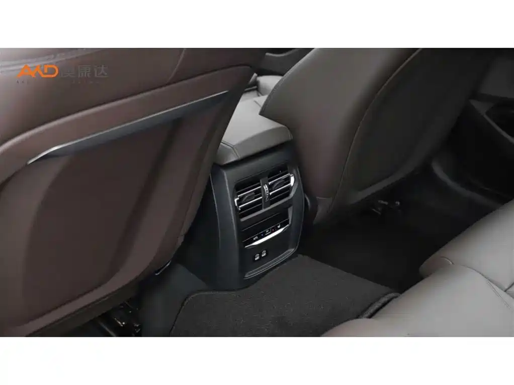 BMW 3 Series 2023 325Li M Sport Package фото 9