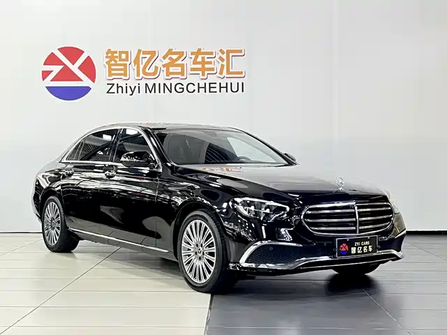 Mercedes-Benz E-Class 2022 Facelift III E 300 L Luxury — фото 3
