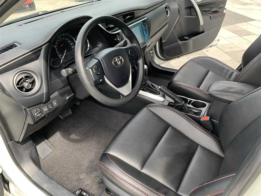 Toyota Levin 2017 Facelift 185T CVT Elite Edition China VI фото 10
