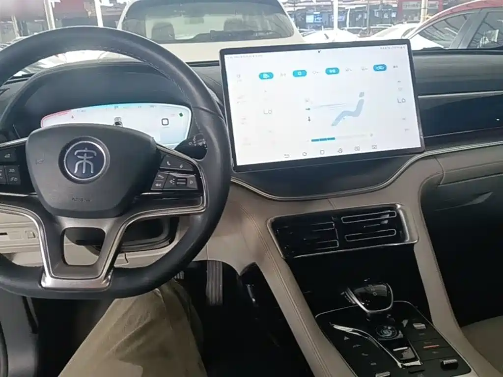 BYD Song PLUS PHEV 2021 DM-i 110KM Flagship PLUS 5G Edition фото 10