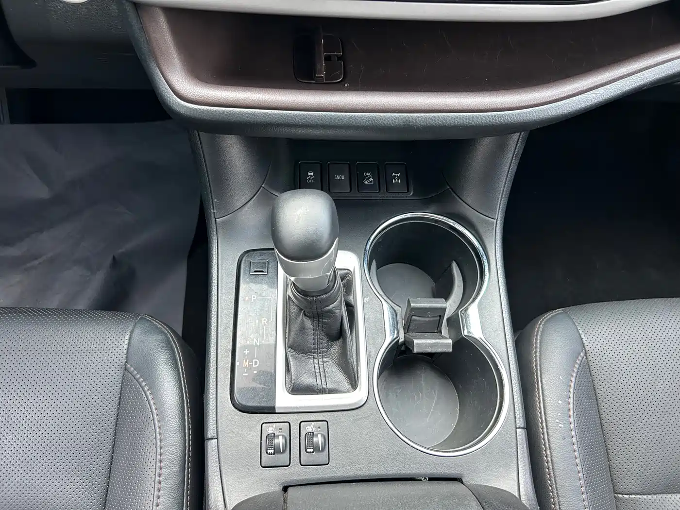 Toyota Highlander 2018 2.0T 4WD Luxury 7-seater China VI фото 12