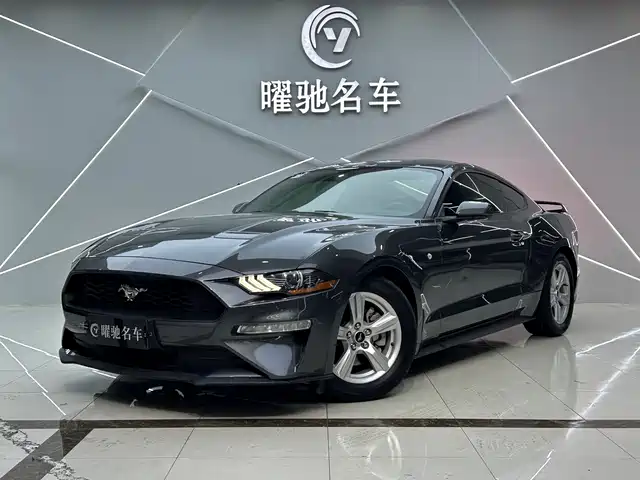 FORD MUSTANG