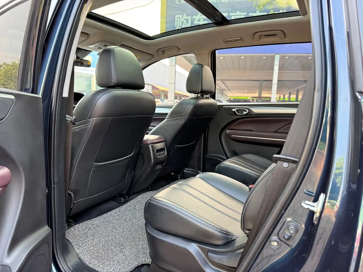 GAC Trumpchi Trumpchi M6 2021 270T DCT Premium Edition (7-seater) фото 13
