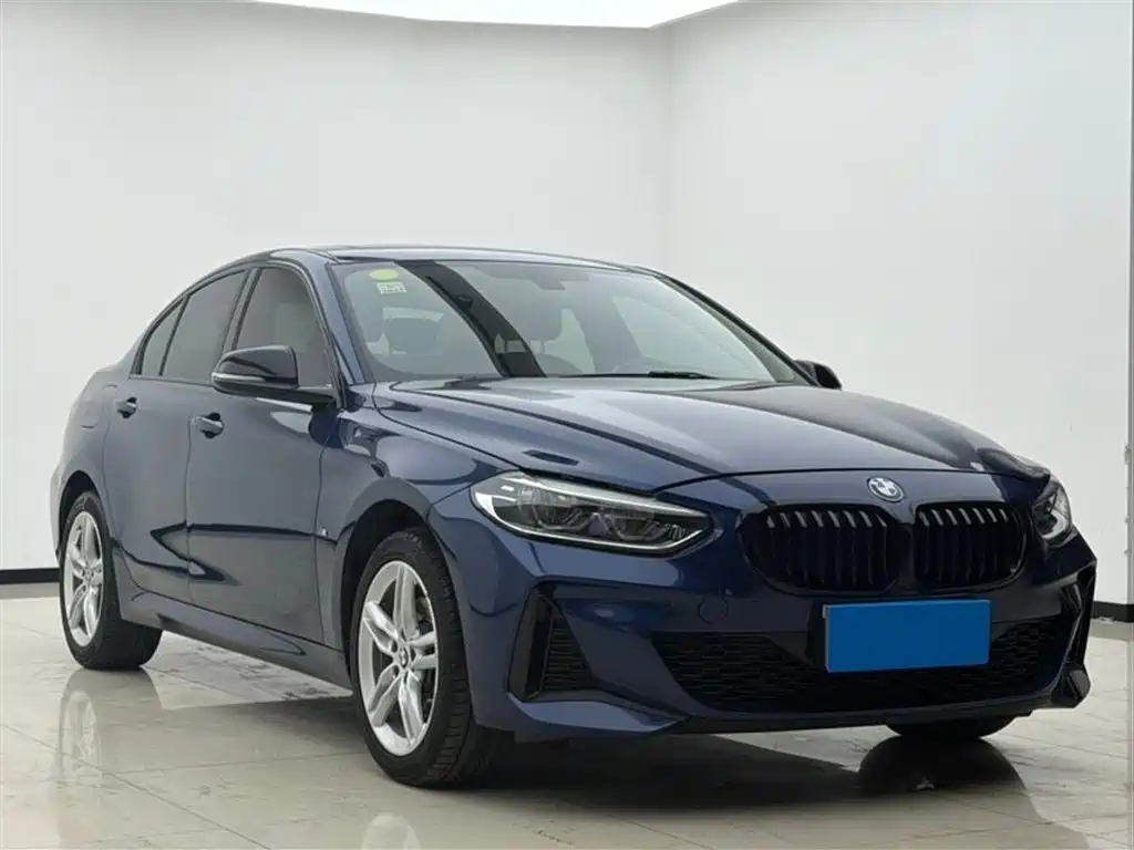 BMW 1 Series 2021 Facelift 120i M Sport Shadow Edition фото 4