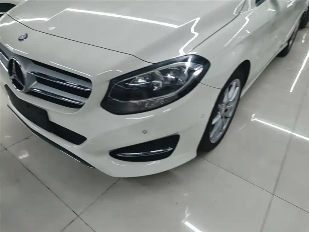 Mercedes-Benz B-Class 2015 B 200 Dynamic фото 24