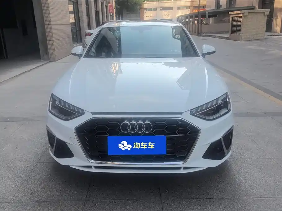 Audi A4L 2020 40 TFSI Fashion Dynamic Edition фото 2