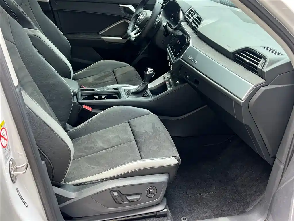 Audi Q3 2022 35 TFSI Fashion Dynamic фото 11