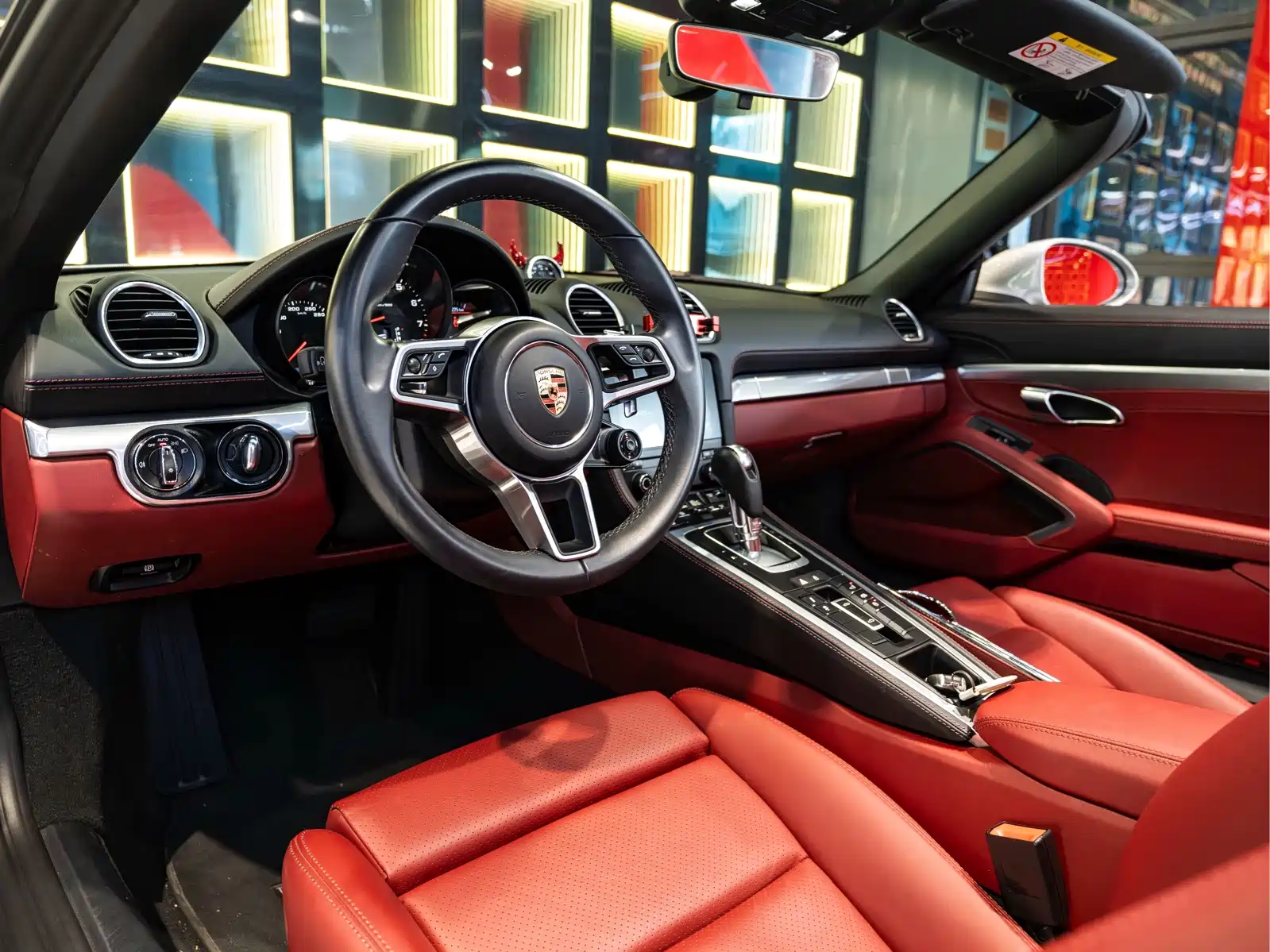 Photo 14 - Porsche 718