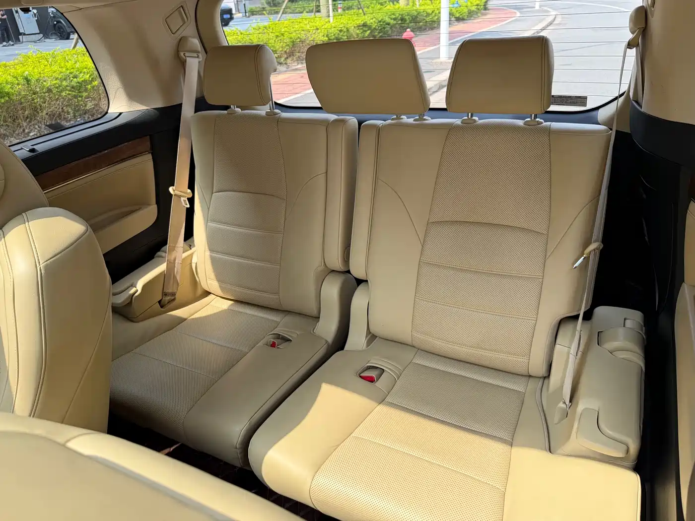 Toyota Alphard 2015 3.5L Premium Edition фото 22