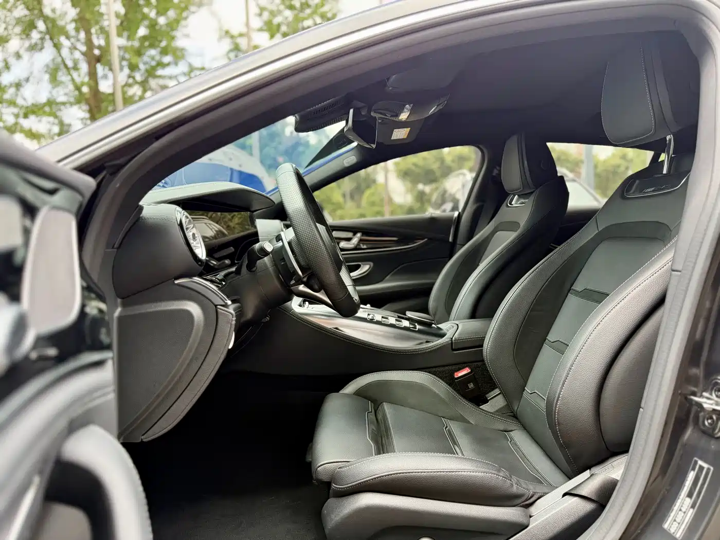 Mercedes-Benz AMG GT 2023 AMG GT 50 4-Door Coupe фото 18