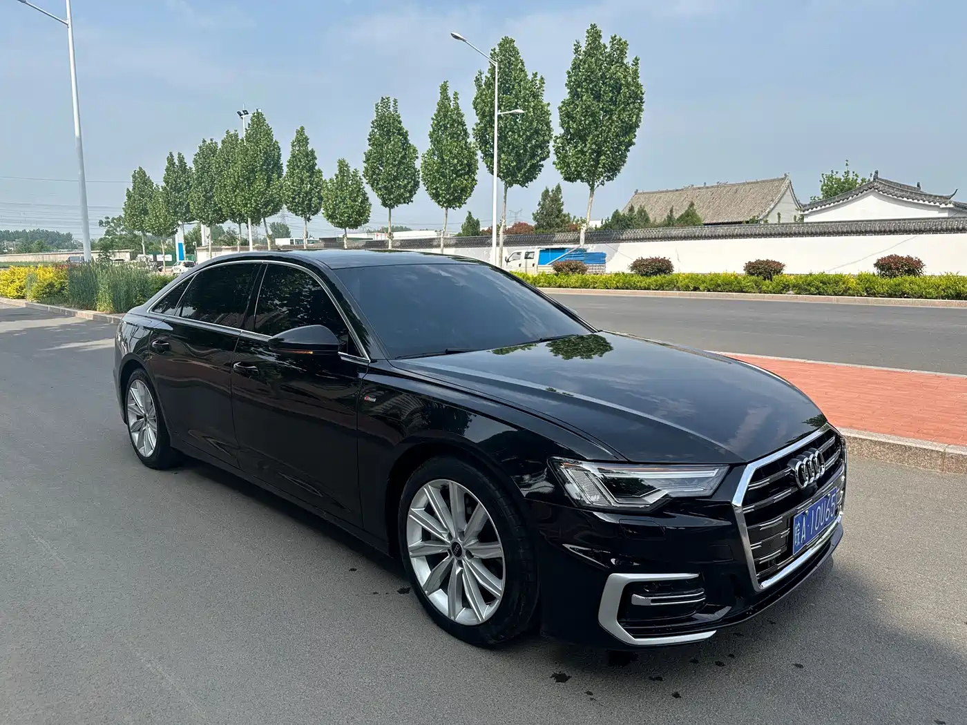 Audi A6L 2023 45 TFSI Premium Selection Dynamic фото 2