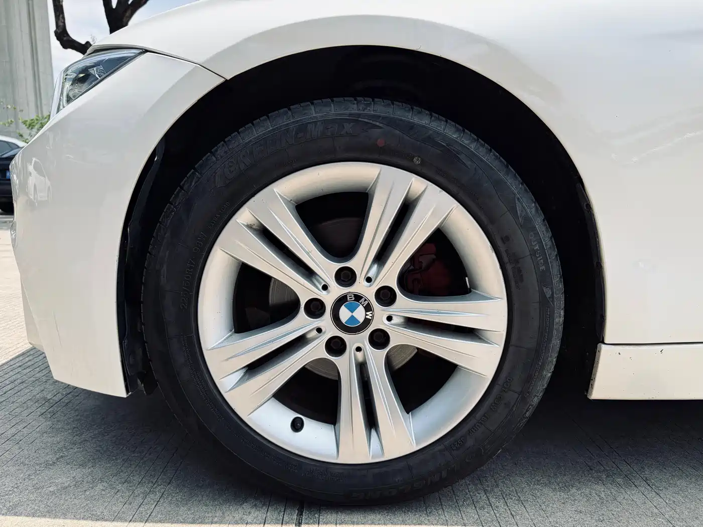 BMW 3 Series (Import) 2013 320i Sport Design Package фото 11