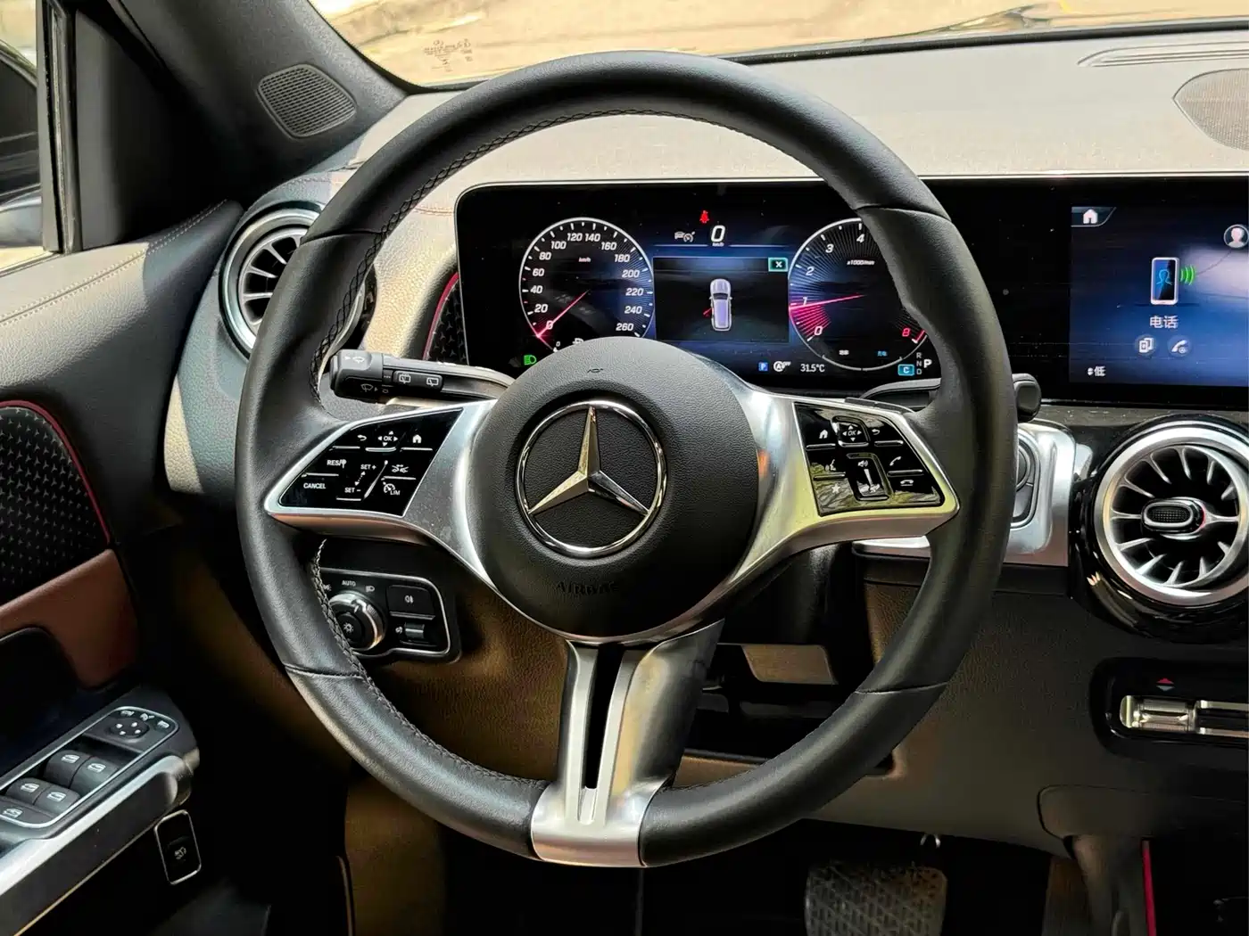 Mercedes-Benz GLB 2024 GLB 200 Fashion фото 9