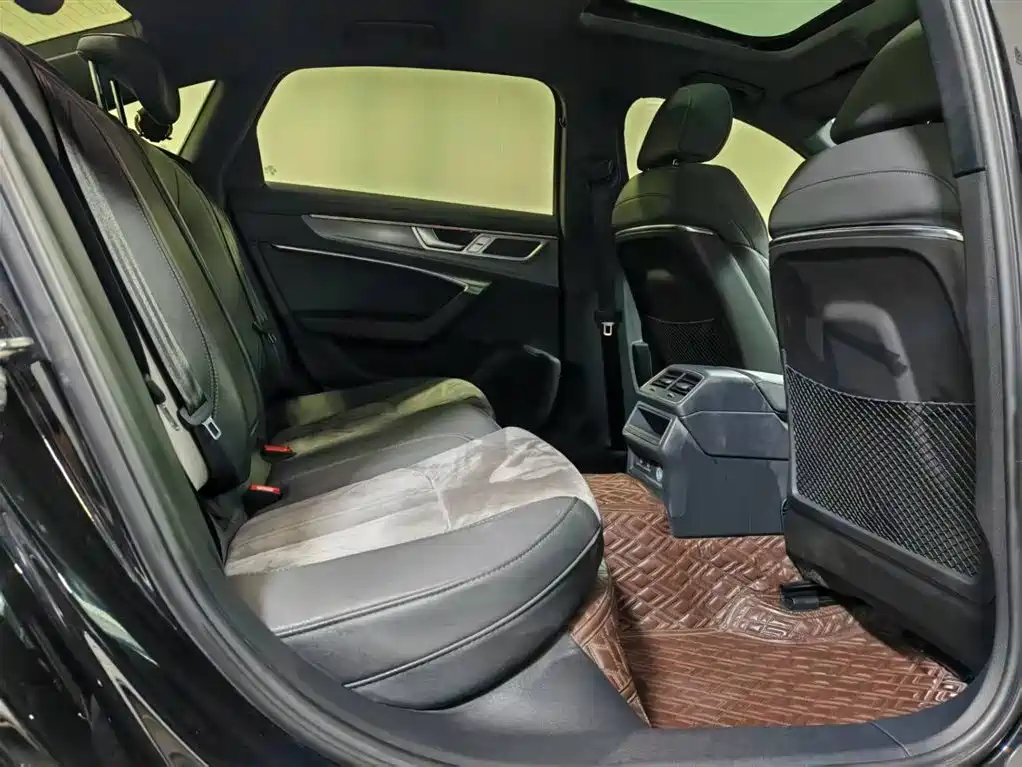Audi A6L 2023 40 TFSI Luxury Dynamic фото 6
