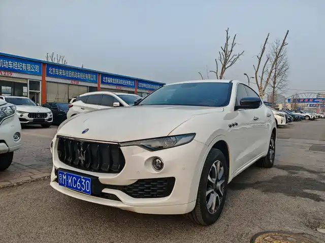 MASERATI LEVANTE
