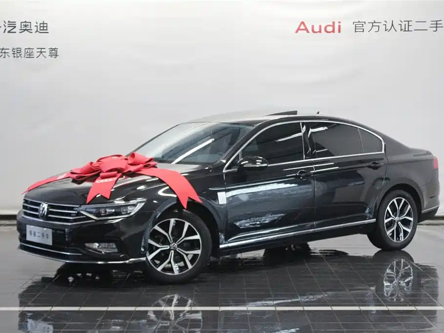 Volkswagen Magotan 2020 330TSI DSG Leading фото 3