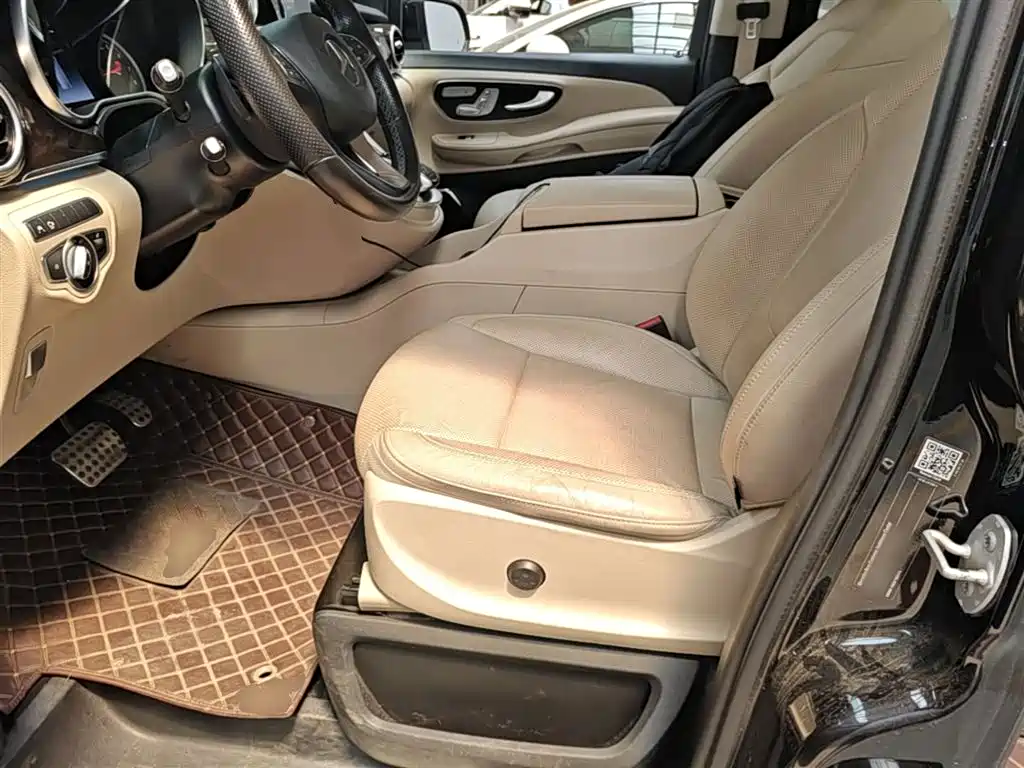 Mercedes-Benz V-Class 2018 V 260 Premium Edition China V фото 15