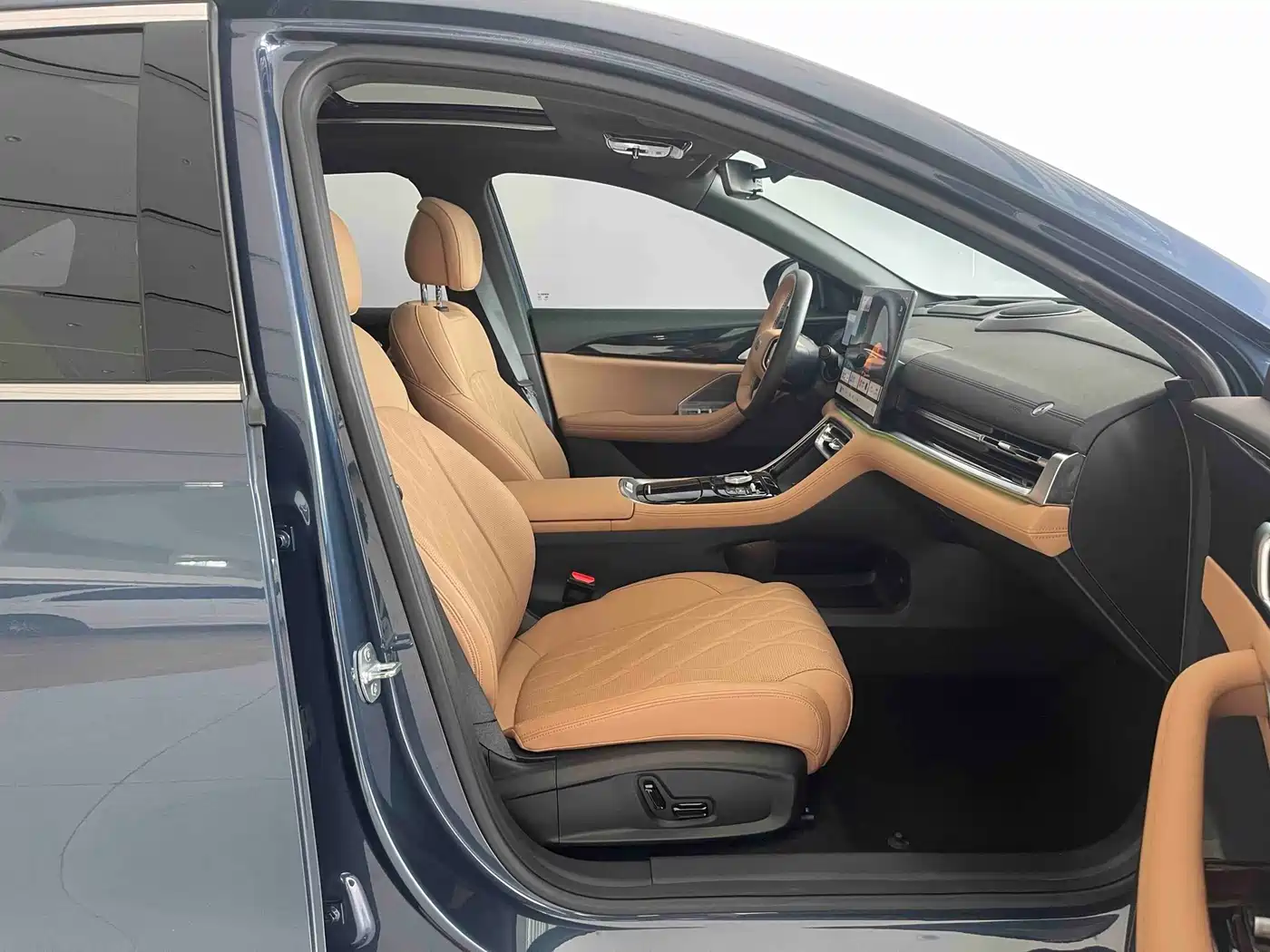 Geely Galaxy Galaxy A7 2025 EM-i фото 9