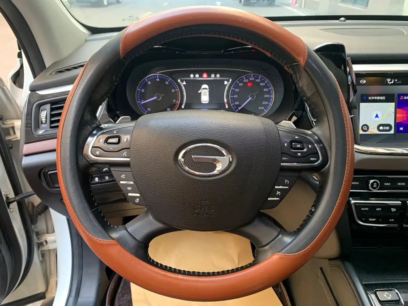 GAC Trumpchi Trumpchi GS8 2017 320T 2WD Luxury Smart Connect (7-seater) фото 9