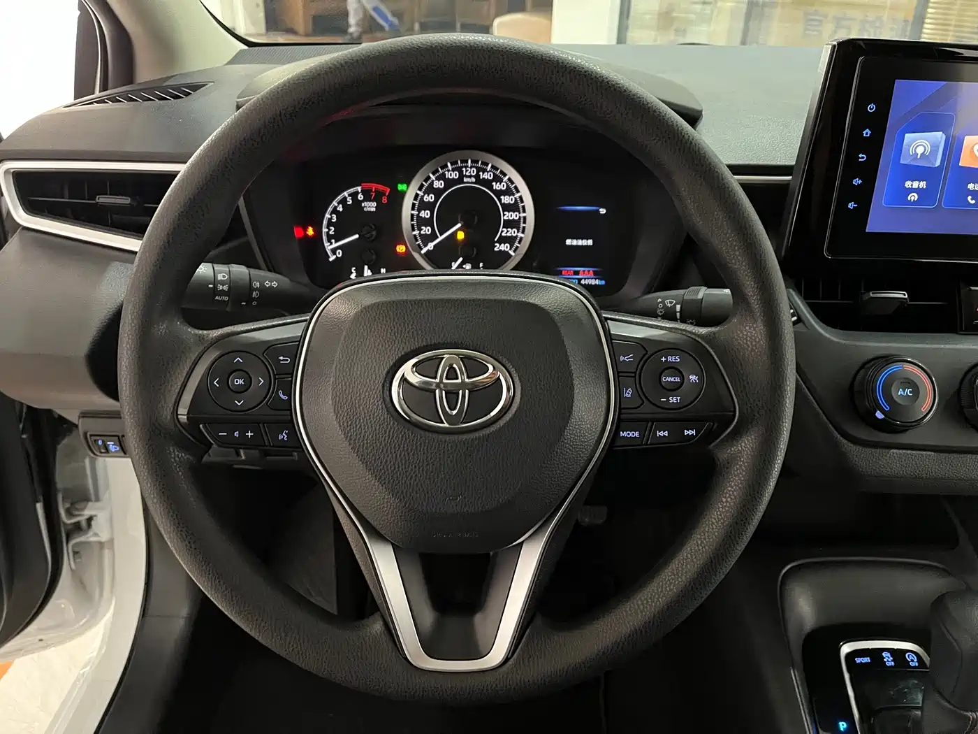 Toyota Corolla 2022 1.2T S-CVT Pioneer PLUS Edition фото 12