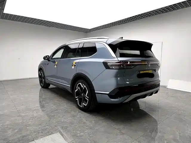 Volkswagen Talagon 2025 450TSI R-Line 6-Seater фото 5