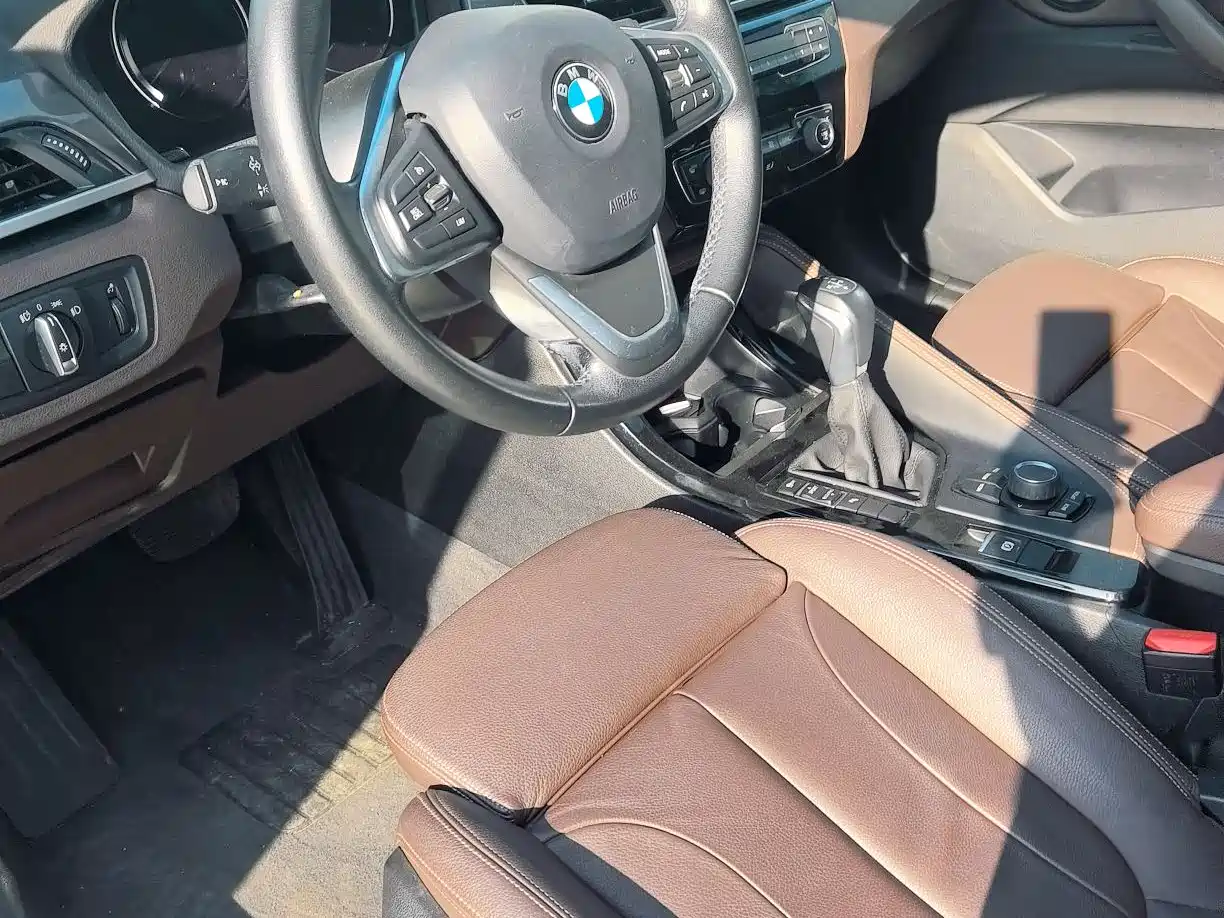 BMW X1 2019 sDrive18Li Premium Model фото 4