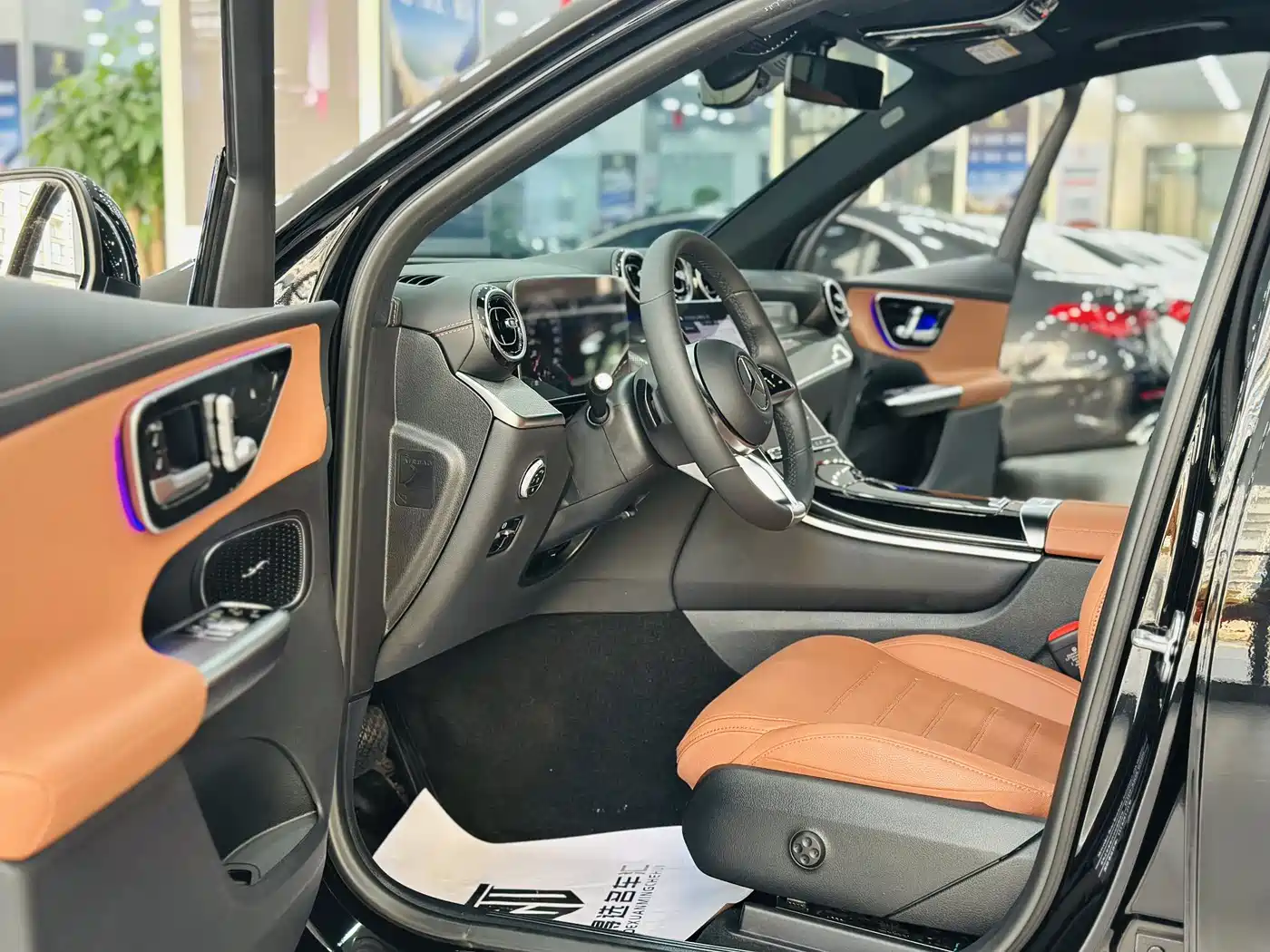 Mercedes-Benz GLC 2024 GLC 260 L 4MATIC Dynamic 5-seater фото 5