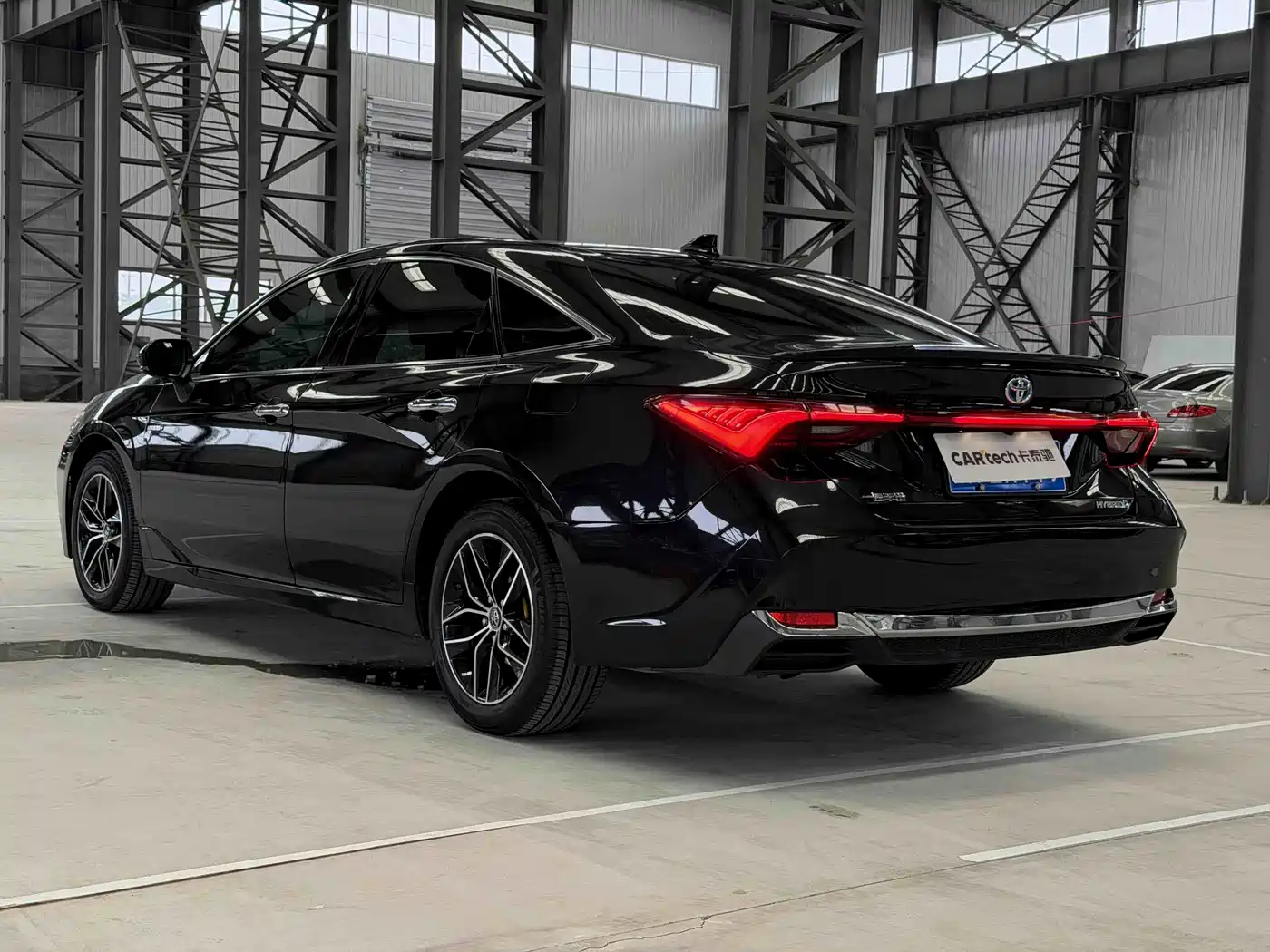 Toyota Avalon 2021 2.5L Luxury Edition фото 6
