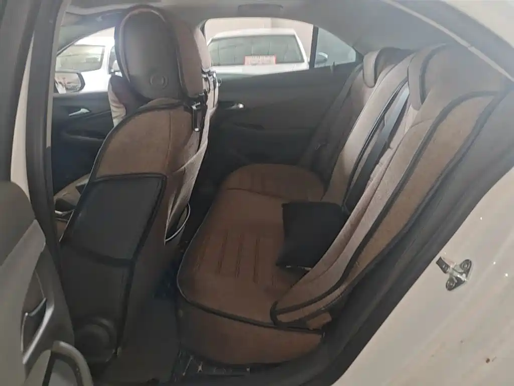 Chevrolet Malibu 2018 530T Automatic Comfort Edition фото 17
