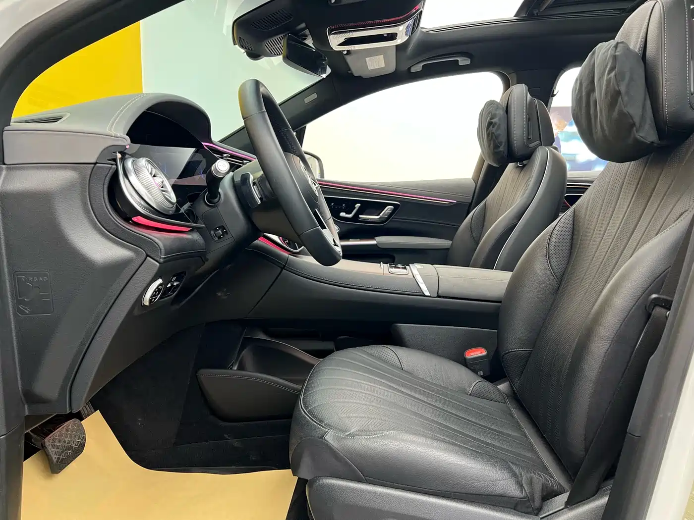 MERCEDES-BENZ EQS SUV