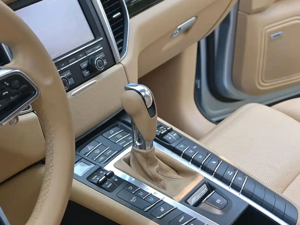 Porsche Macan 2016 Macan S 3.0T фото 7
