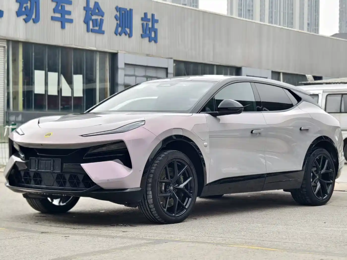 LOTUS SPORTS CAR ELETRE