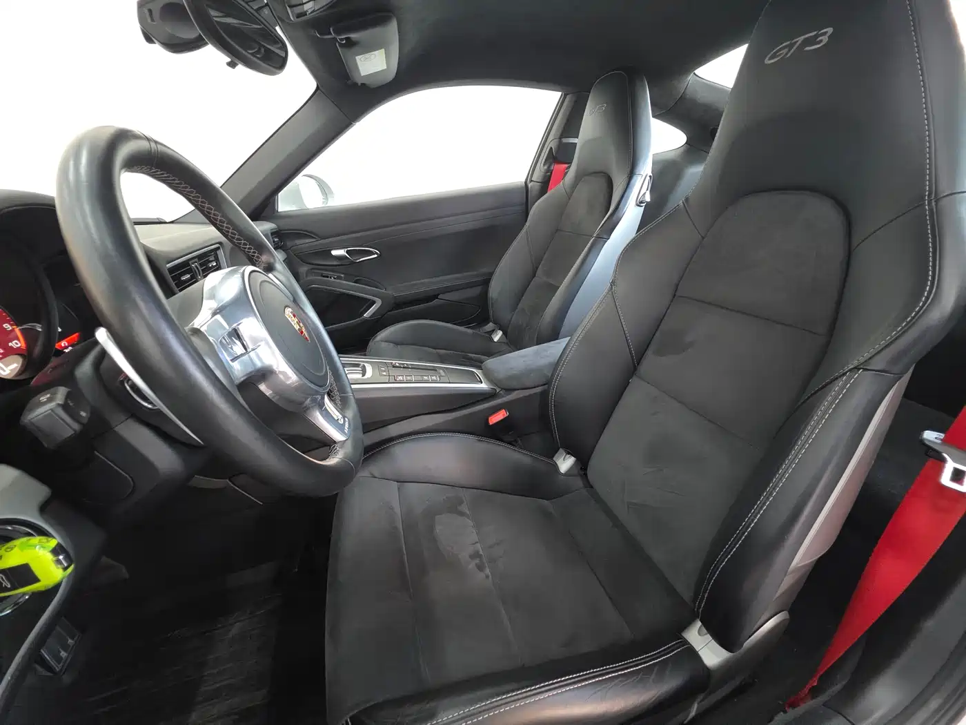 Porsche 911 2013 GT3 3.8L фото 17