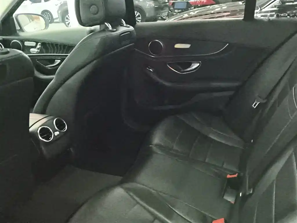 Mercedes-Benz C-Class 2016 C 200 L Sport фото 13