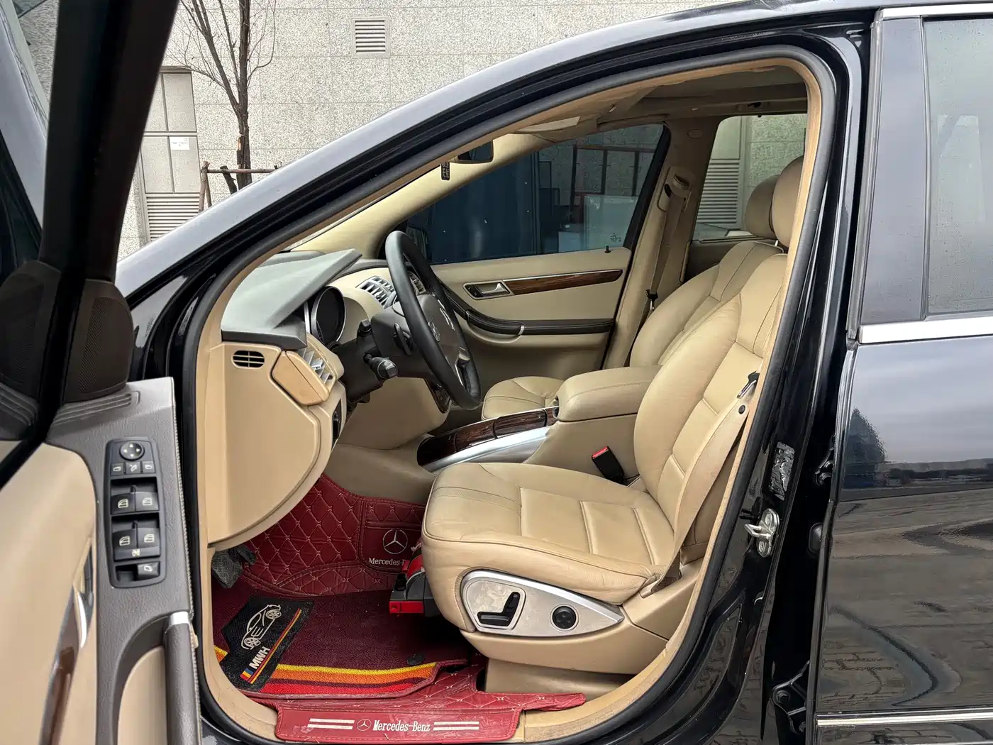 Mercedes-Benz R-Class 2011 R 350 L 4MATIC фото 11