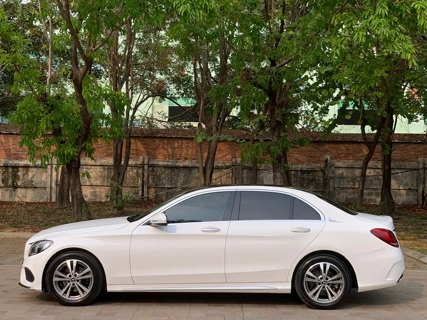 Mercedes-Benz C-Class 2018 C 200 L Sport Edition фото 13
