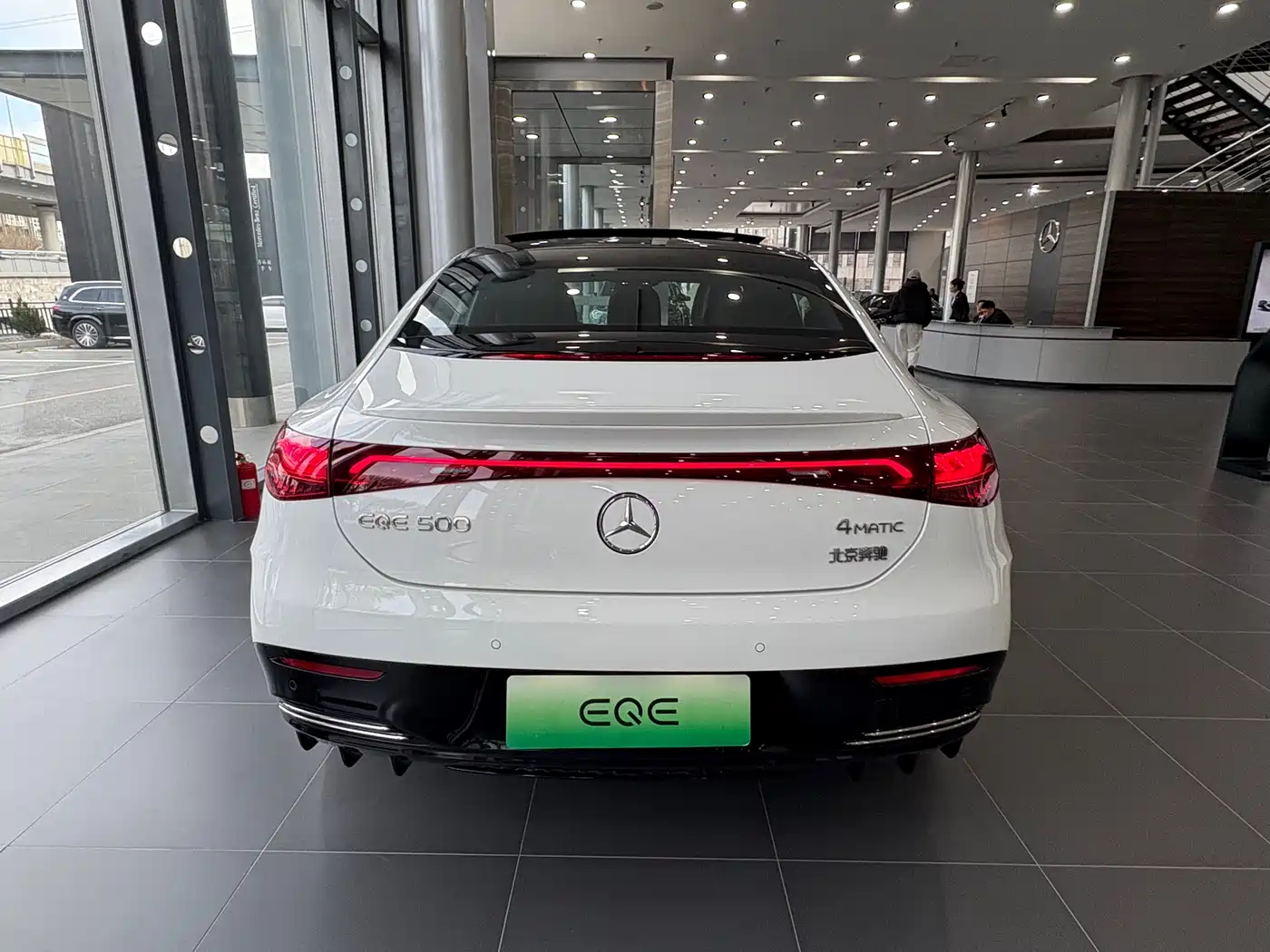 Mercedes-Benz EQE 2025 500 4MATIC Pioneer фото 9