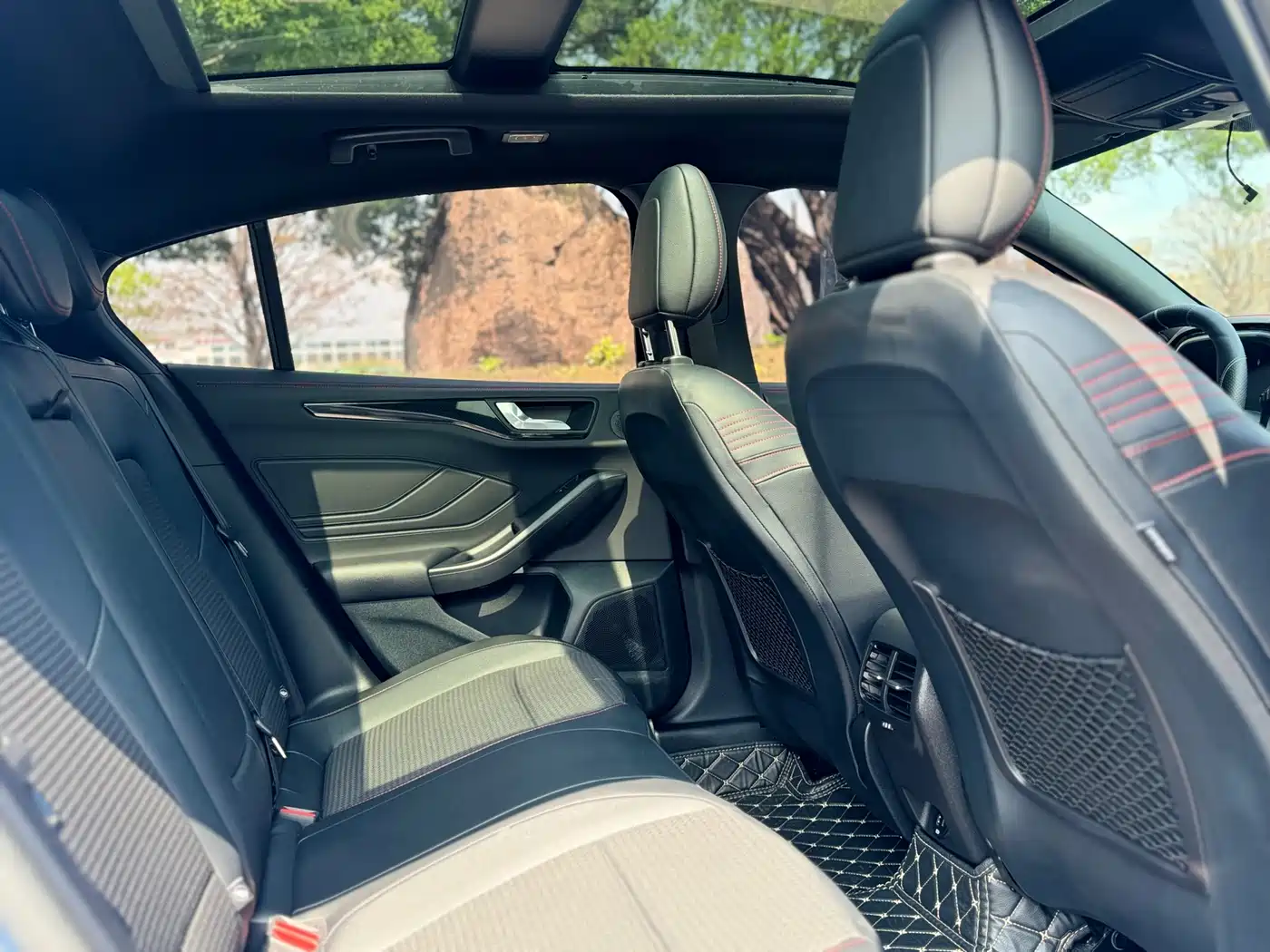Ford Focus 2021 2021 Hatchback EcoBoost 180 Automatic ST Line