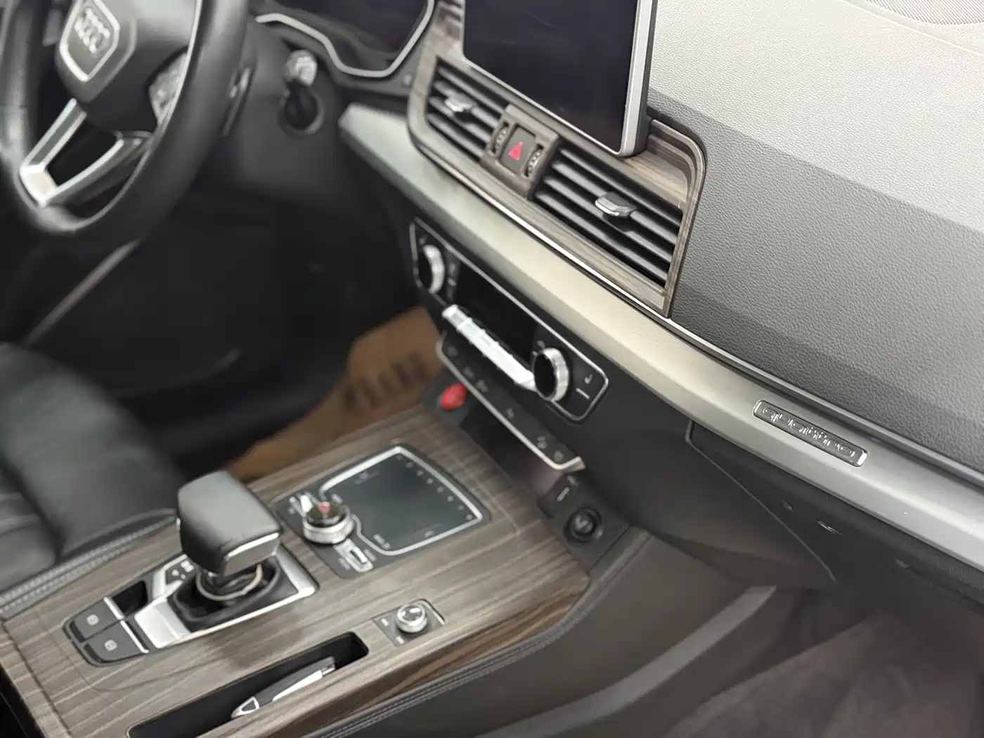 Audi Q5L 2020 40 TFSI Prestige Progressive фото 4